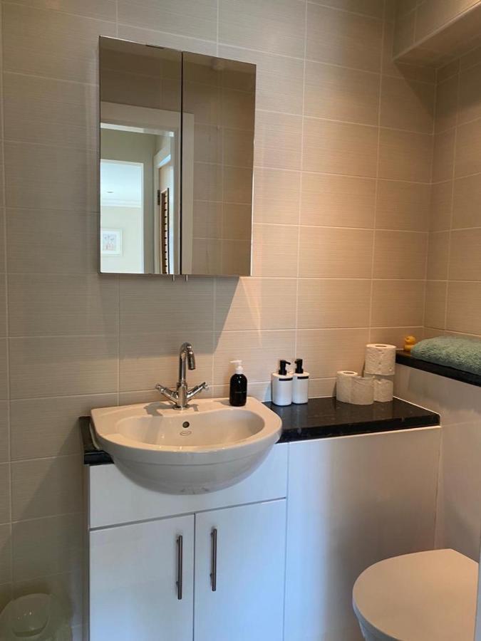 Cosy 3 Bedroom Apartment In Central Portrush With Sea Views エクステリア 写真